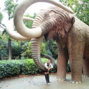 Meet your Posher, Eve